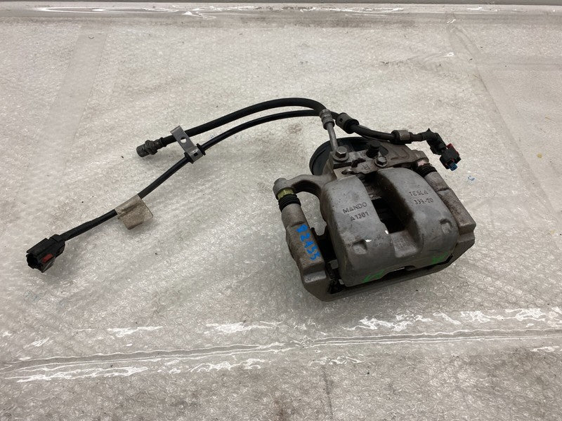 104462400H ⭕ 2017-2025 Tesla Model 3 Rear Right Caliper + Brake Hose Line BASE 1044624-00-H