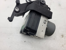 17-23 Model 3 Anti-Lock Brake System ABS Pump Module Unit + Bracket 1044745-00-B