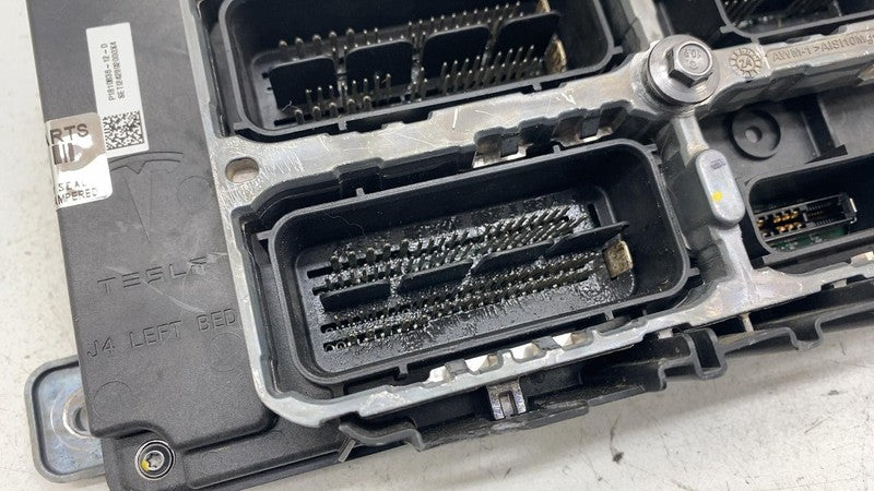 ⭕ 24-26 Cybertruck Rear Right Battery Mid Controller Module Unit RH 18