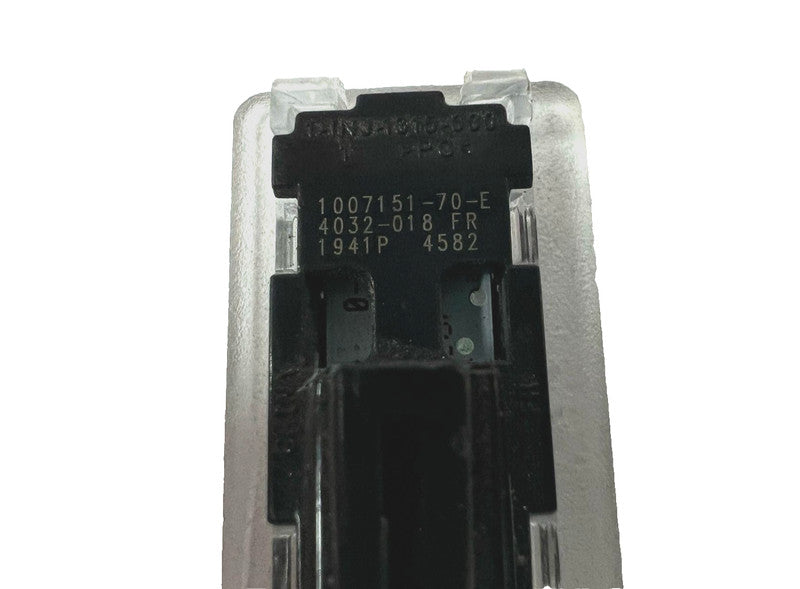 100715170E ⭕ 17-25 Model 3 Y S X Interior Light Ambient White LED Puddle Lamp 1007151-70-E