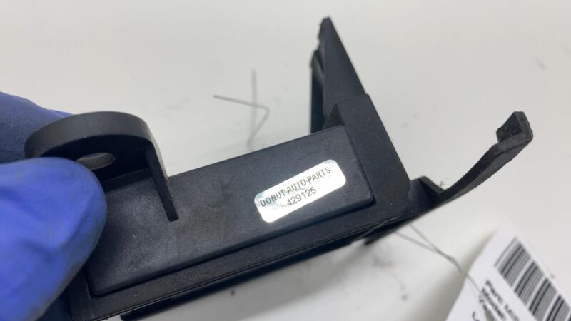 7P0907455 2011-2016 Porsche Cayenne S Front Left Tire Pressure Monitor Control Module OEM