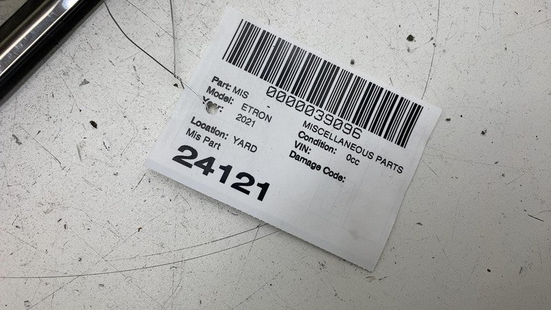 4KE 863 471 ⭕ 19-23 E-Tron Trunk Lock Latch Lock Sill Scuff Plate Trim Cover 4KE863471