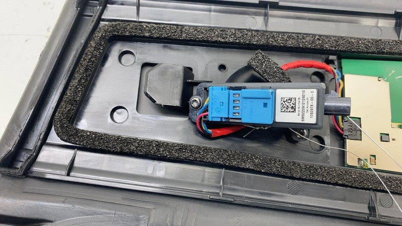 ⭕ 20-23 Model Y Left Exterior B-Pillar Applique Glass Trim LH AP3 1506