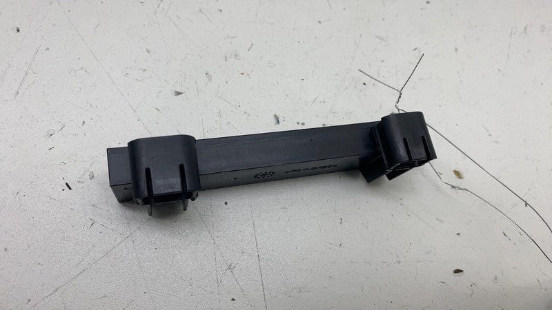 5WA 962 132 ⭕ 2021-2023 Volkswagen ID.4 Rear Keyless Entry Antenna Receiver Module 5WA962132