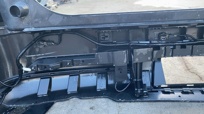 ⭕ 2018 2019 2020 2021 Lincoln Navigator Rear Bumper Cover Panel White 