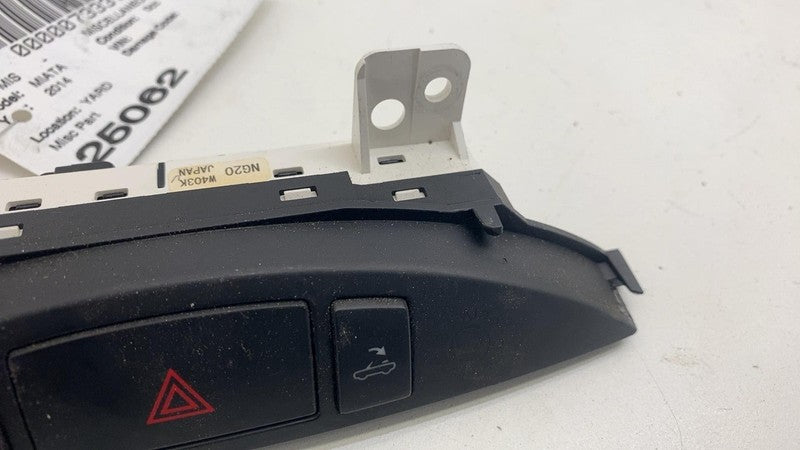 NG20 W403K ⭕ 2006-2015 Mazda MX-5 Miata Hazard Emergency Signal Button Switch NG20 W403K