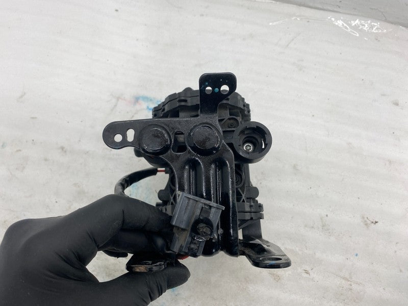 105074 ⭕ 2012-2015 Tesla Model S Brake Servo Booster Vacuum Pump w/ Bracket Assy 105074