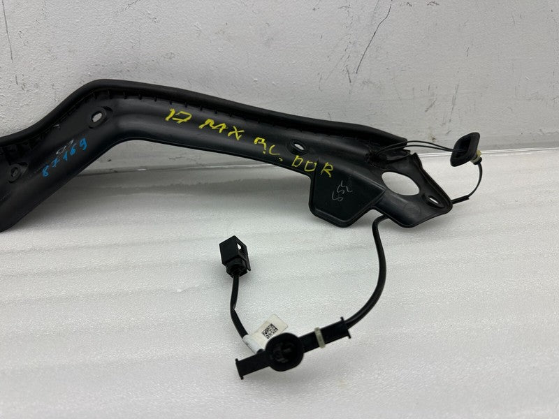 103756000D ⭕ 2016-2023 Tesla Model X Rear Left Door Lower Carrier Pinch Sensor 1037560-00-D
