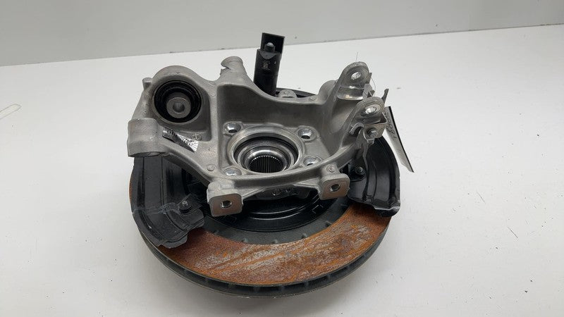 9Y0907616 ⭕2024 Porsche Cayenne Rear Left Spindle Knuckle w/ Rotor & Actuator (PARTS ONLY)