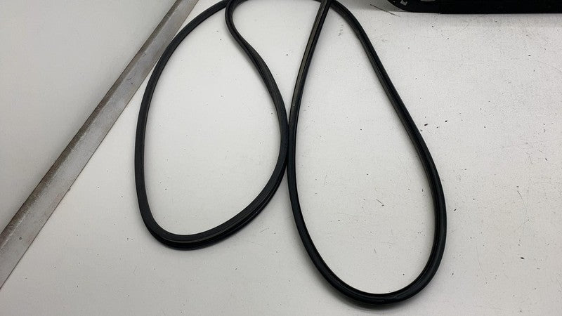 ⭕ 2017-2020 Maserati Levante Panoramic Sunroof Track Frame w/ Glass & 