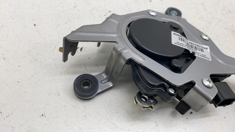 ⭕ 2023-2025 Toyota Prius Rear Passenger Side Door Lock Actuatror Latch