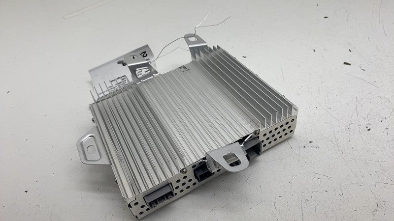 150715200A ⭕ 2020-2024 Tesla Model Y MY Radio Audio Sound System AMP Amplifier 1507152-00-A