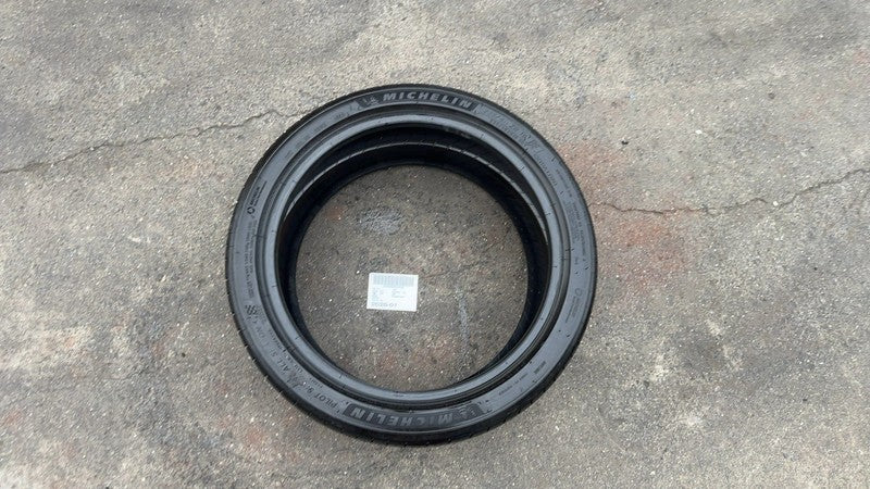 ⭕ Michelin Pilot Sport All Season 4 Tire 235/40 ZR19 96Y