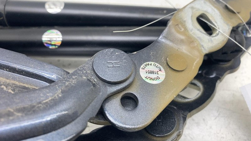 ⭕ 2017-2020 Model 3 Rear Left & Right Trunk Lid Hinges w/ Gas Strut 10