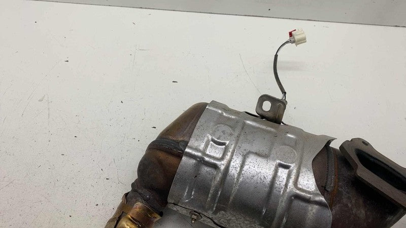 68629870AA ⭕ 2023-2025 Pacifica Exhaust & Catalytic Converter Manifold 10k miles 68629870AA