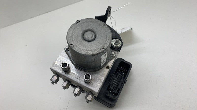 1044745 00 B 2017-2023 Tesla Model 3 M3 Anti-Lock Brake System ABS Pump Module Unit Assembly