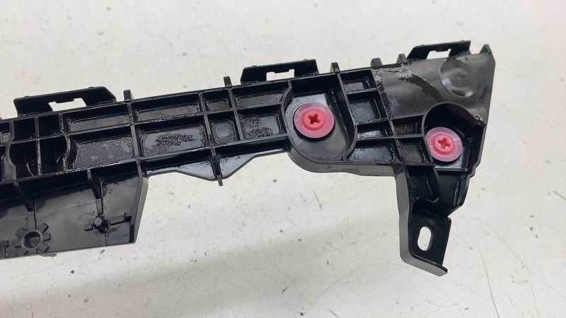 52576 47070 ⭕ 23-25 Toyota Prius Rear Driver Side Bumper Guide Retainer Left LH 52576-47070