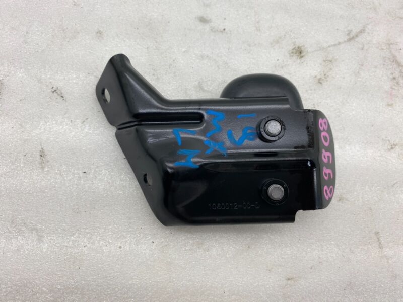 106001200D ⭕16-20 Model X MX Driver Trunk Liftgate Floor Tie Down Hook Left LH 1060012-00-D