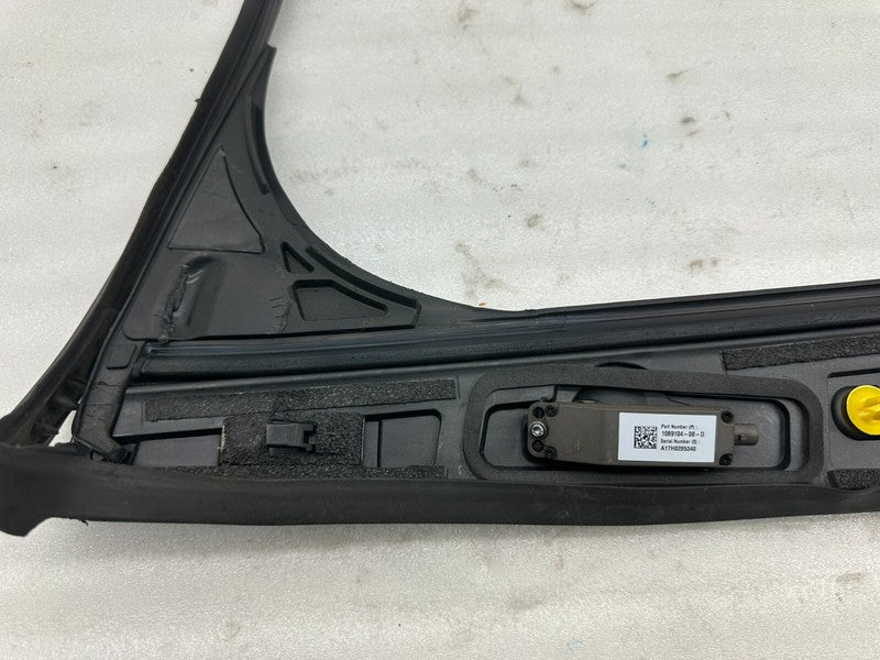 109231198D ⭕ 16-20 Tesla Model X Left B-Pillar Applique Trim Molding w/ Camera 1092311-98-D