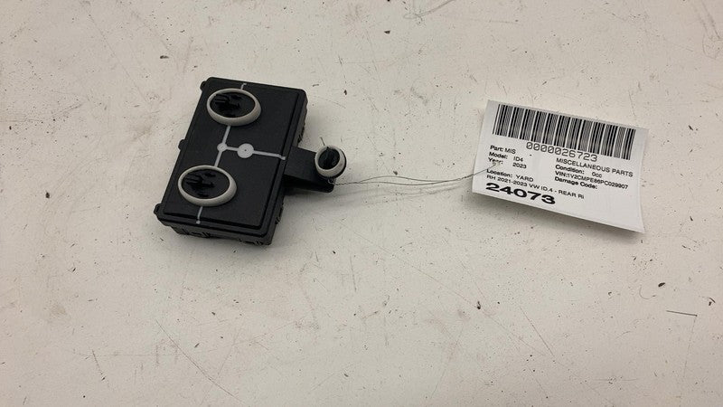 ⭕2021-2023 Volkswagen ID.4 Rear Passenger Window Control Module Right 1EA959596B
