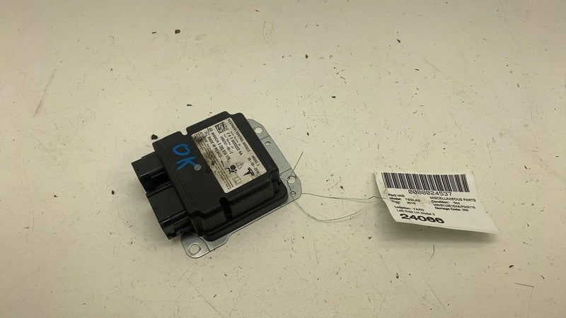 ⭕ 17-23 Tesla Model 3 M3 Safety Restraint Diagnostic Control Module 10