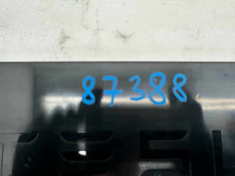 1043900 10 D ⭕ 16-20 Model X Rear Body Chassis Control Module BCM Computer TSTD 1043900-10-D