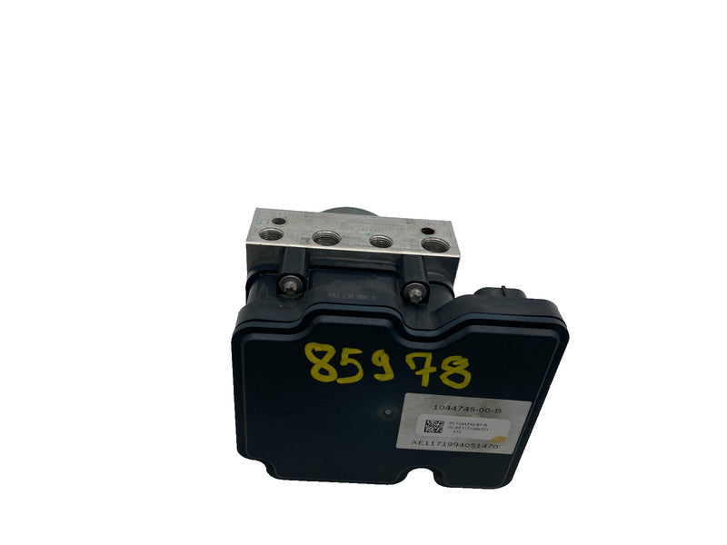 1044745 00 B ⭕ 2017-2023 Tesla Model 3 M3 Antilock Brake System ABS Pump Module 1044745-00-B