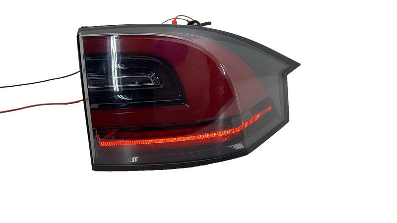 1034333-00-A ⭕ 2016-2020 Tesla Model X Rear Right Outer Taillight LED Tail Lamp 1034333-00-A