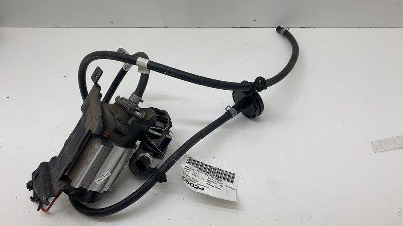 ⭕ 22-24 Rivian R1T R1S Rear Air Ride Suspension Compressor Pump PT0005