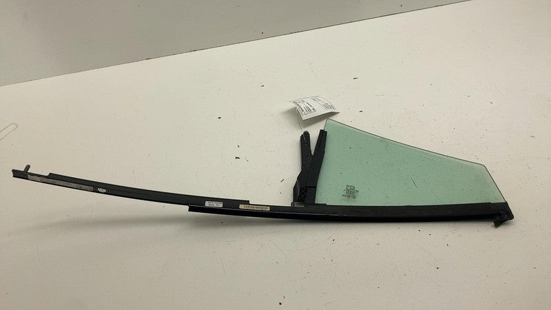 ⭕ 2022 Mercedes Benz EQS Front Left Quarter Door Window Glass Vent A29