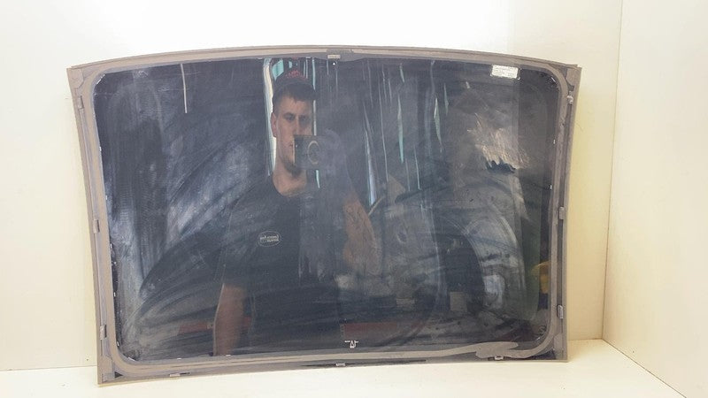 ⭕ 21-23 Model 3 Front Middle Panoramic Sun Moon Roof Window Glass 1587