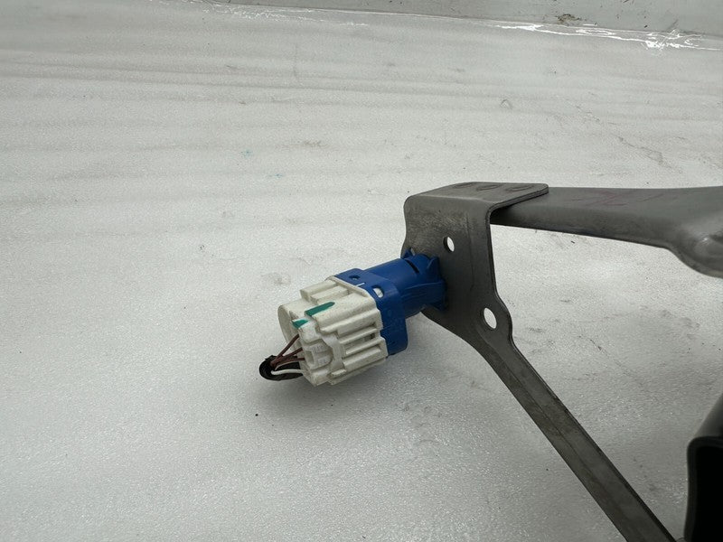 102769100B ⭕ 16-20 Tesla Model X Brake Foot Pedal Aluminum w/ Bracket & Sensor 1027691-00-B