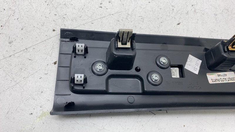 PT00219777 ⭕ 2022-2024 Rivian R1T Front Right Door Sill Scuff Plate Trim Cover PT00219777