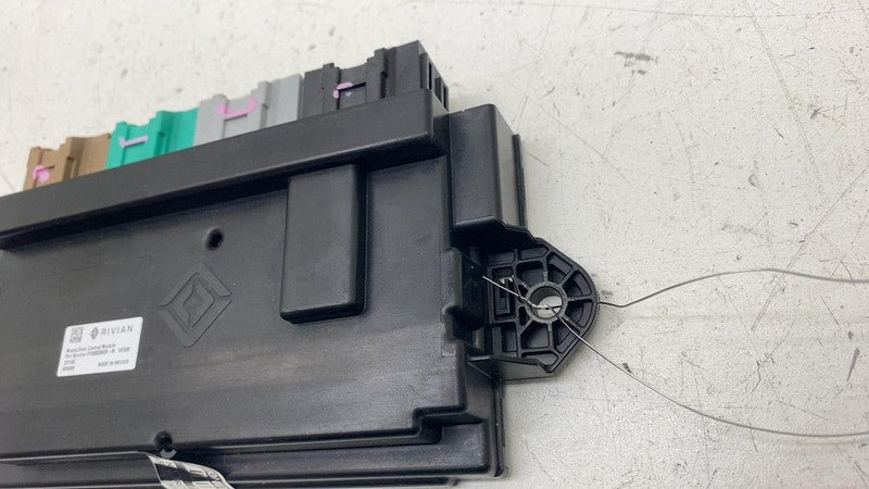 PT00000606 M ⭕ 22-24 R1T R1S Front or Rear Door Controller Module Left or Right PT00000606-M