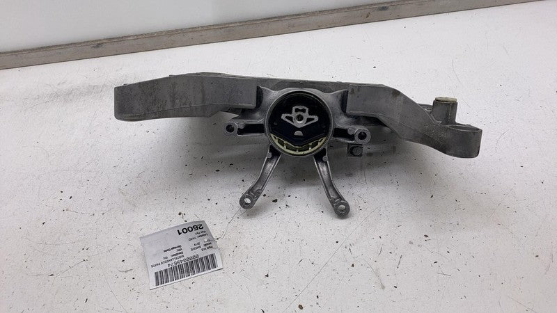 22329485335 2018-2020 BMW 530e G30 Gearbox Crossmember Transmission Mount Bracket Support