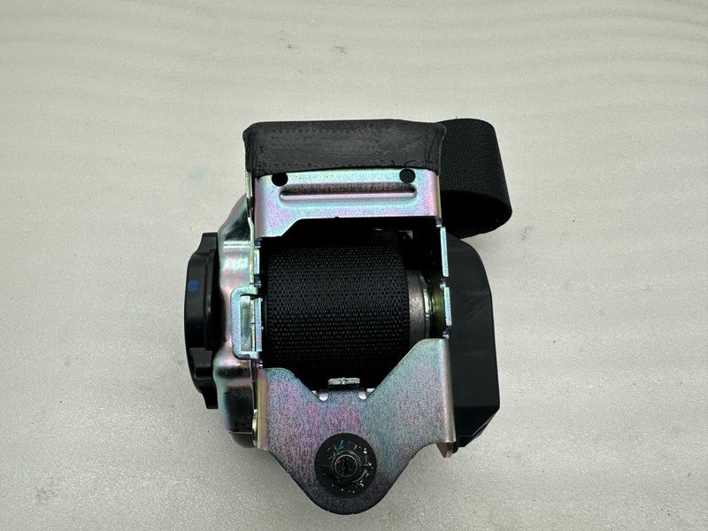 1081281 01 G ⭕17-23 Tesla Model 3 Rear Left or Right 2nd Row Seat Belt Retractor 1081281-01-G