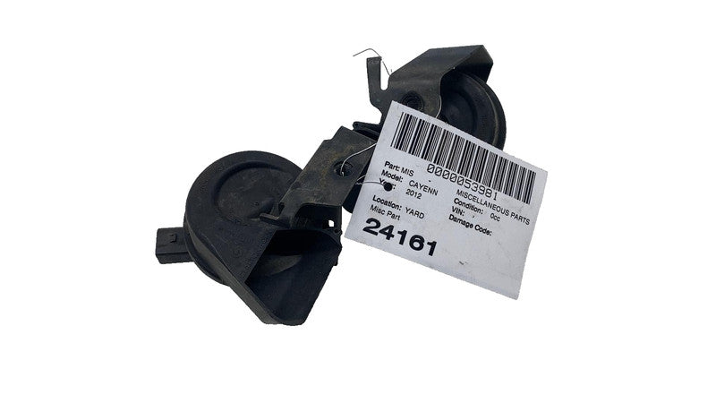 2011-2012 Porsche Cayenne PAIR Low & High Pitch Note Tone Horn Signal Assembly