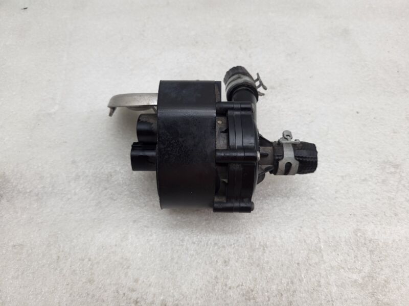 2016-2020 Tesla Model S X Cooling System Auxiliary Water Coolant Pump FWD Assy