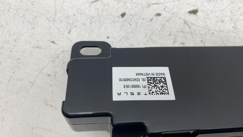 ⭕ 2017-2023 Tesla Model 3 M3 WiFi Bluetooth Antenna Control Module 158