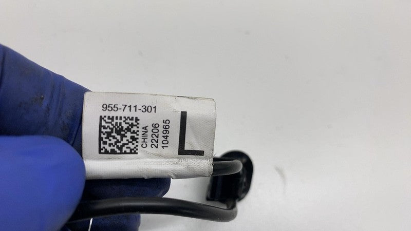 1509420 00 D 2017-2023 Tesla Model 3 Rear Left Side Radio Antenna Noise Filter Amplifier OEM