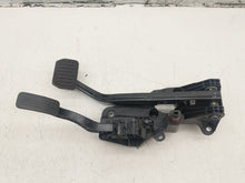 ⭕ 2020-2024 Tesla Model Y Accelerator and Brake Pedal Pad Assembly 1188691-00-B