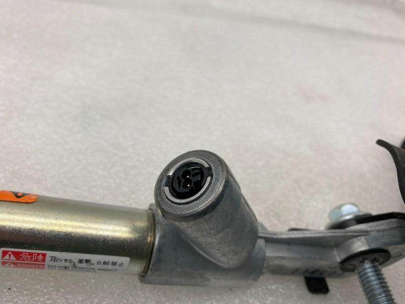 1079278 03 C ⭕ 16-20 Tesla Model S Front Right 1st Row Seat Belt & Retractor RH 1079278-03-C