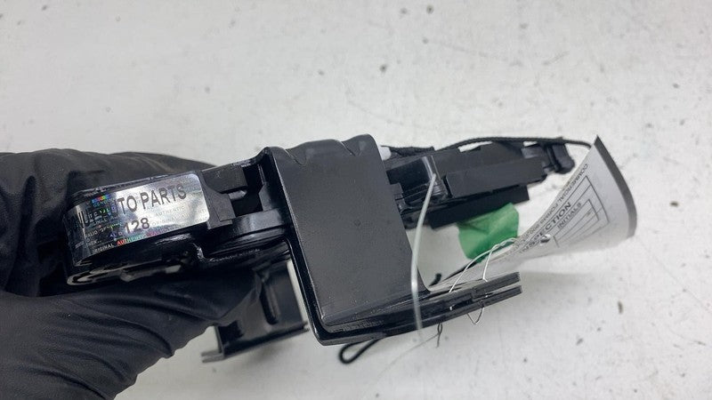 PT00162183C ⭕ 22-24 Rivian R1T Rear Left Gear Tunnel Latch w/ Manual Release LH PT00162183-C