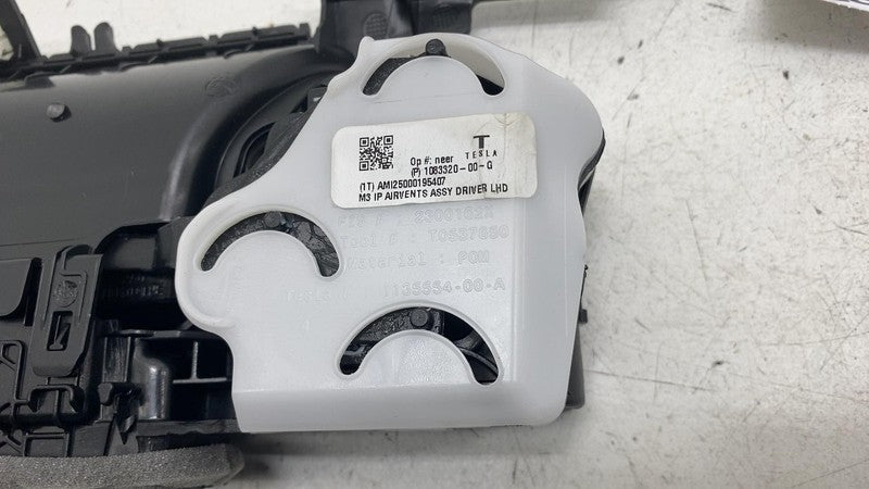 ⭕ 2020-2024 Tesla Model Y Left Dash Heater A/C Air Vent Dash Duct 1083