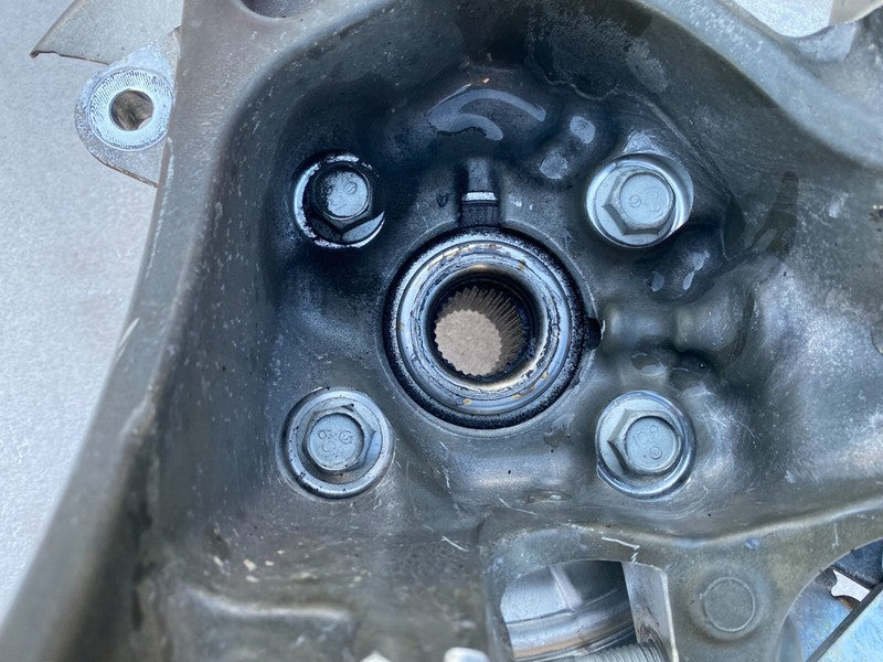 ⭕ 16-20 Model S Rear Right Spindle Knuckle Hub w/ Shield Dual Motor 10