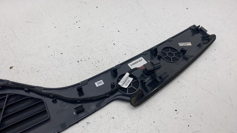 PT00040387 ⭕22-24 Rivian R1T R1S Front Dash Mesh Upper Speaker Grille Trim Cover PT00000746