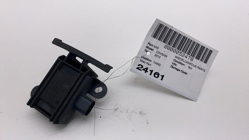 7P0907455 2011-2016 Porsche Cayenne S Front Left Tire Pressure Monitor Control Module OEM