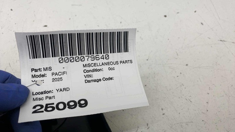 5RJ07DX9AH ⭕ 2017-2025 Chrysler Pacifica Rear Left Side Quarter Upper Trim Panel 5RJ07DX9AH