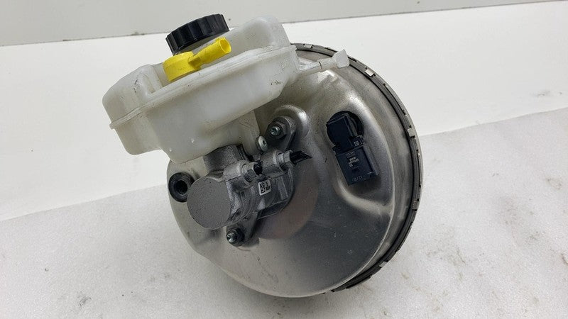 29 6861215 06 ⭕ 18-23 BMW 530e 530i 540i G30 Power Brake Booster Master Cylinder & Reservoir