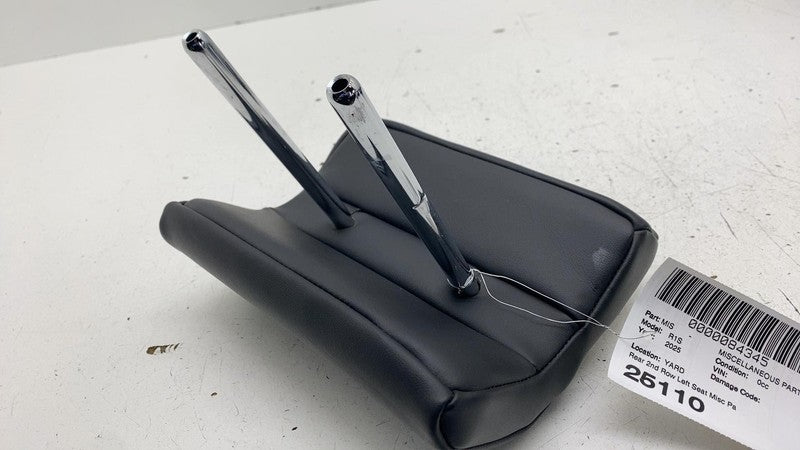 ⭕ 2025 Rivian R1S Rear 2nd Row Seat Center Headrest Head Rest Black OE